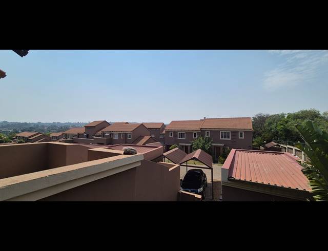 3 BEDROOM APARTMENT FOR SALE IN HALFWAY GARDENS